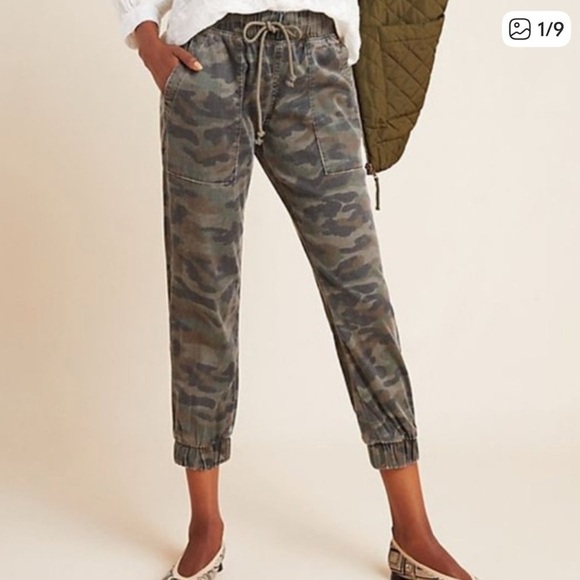 Anthropologie Pants - Anthropologie Cloth & Stone Joggers Pants Womens XSmall Camo Print Lyocell